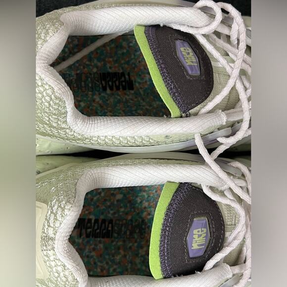 Nike Air Max Terrascape Plus Vivid Green Olive Aura DN4590-002 Mens Size 12 EUC - Picture 9 of 9